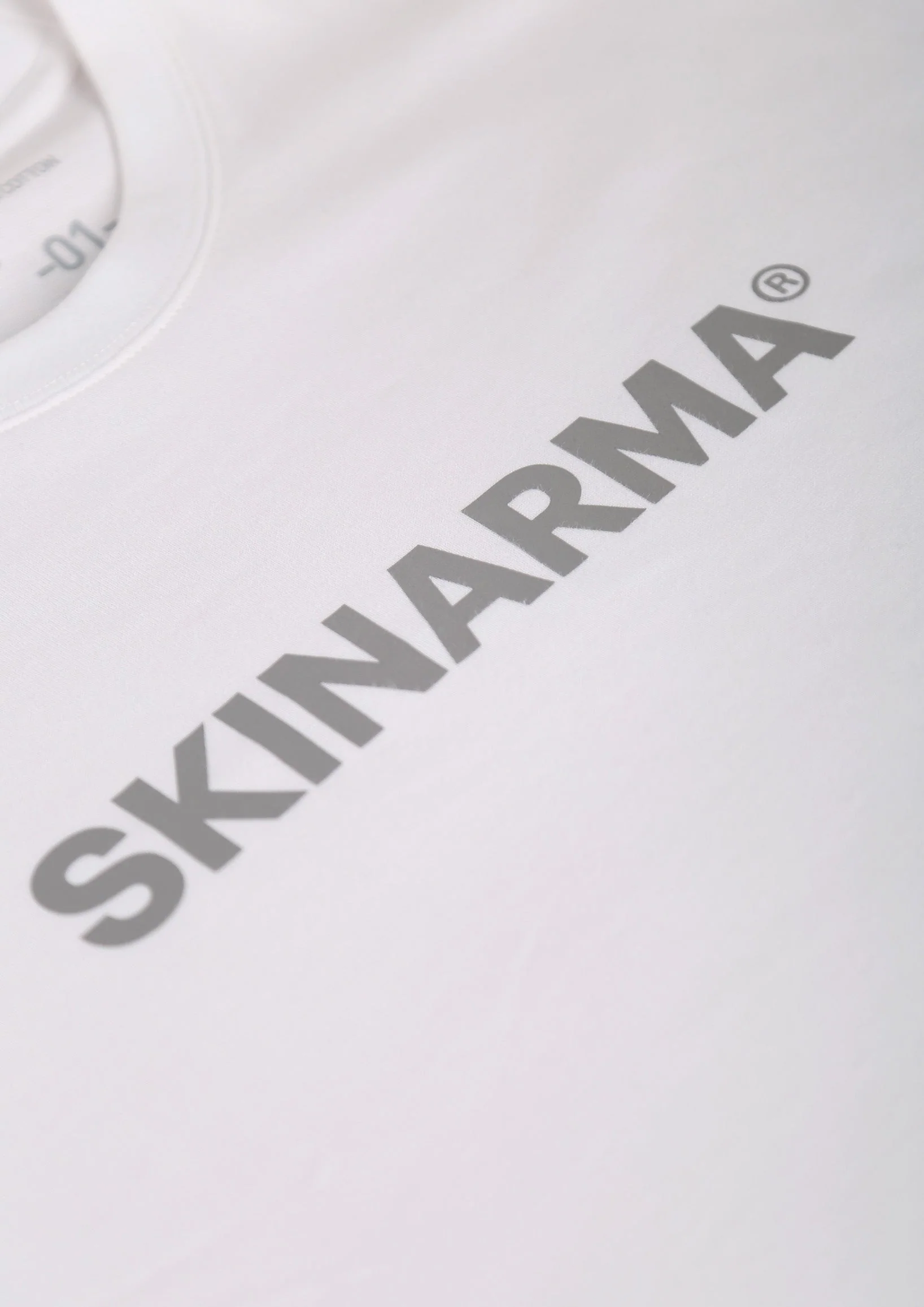 TANJUNKA<br>T-Shirt in White<p> </p> - Image 3